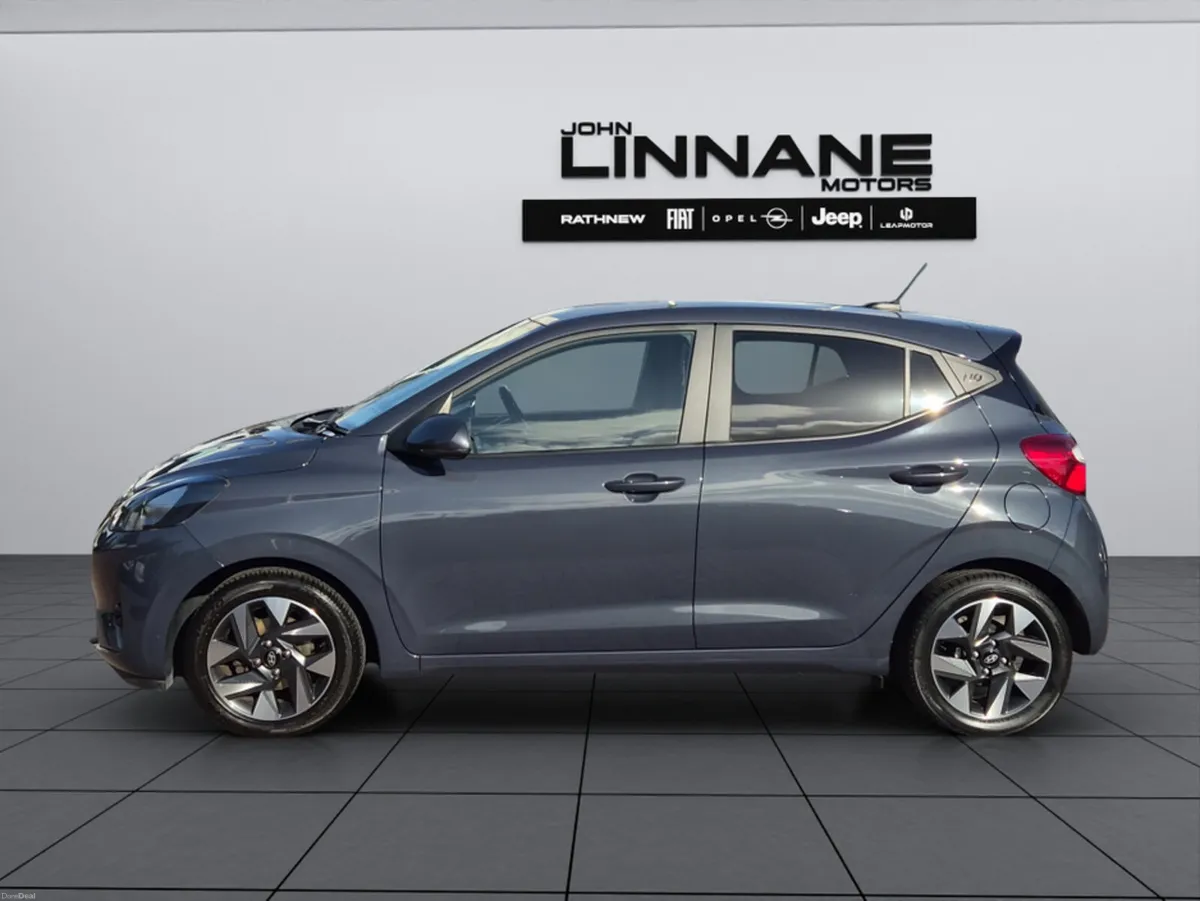 Hyundai i10 DELUXE PLUS AUTOMATIC 5DR - Image 2