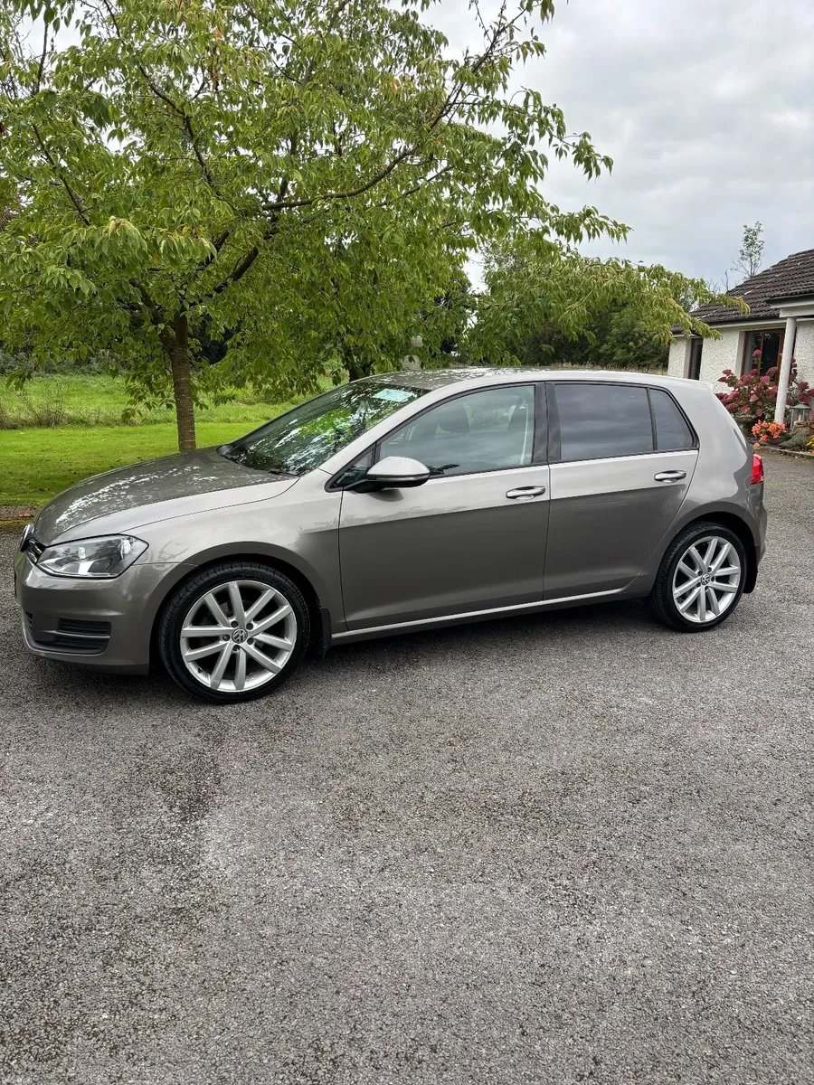 Volkswagen Golf 1.6D TDI 2016 - Image 1