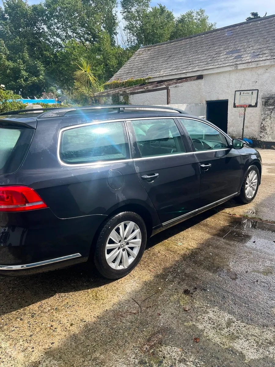 2011 Passat estate (1.6 diesel) - Image 2