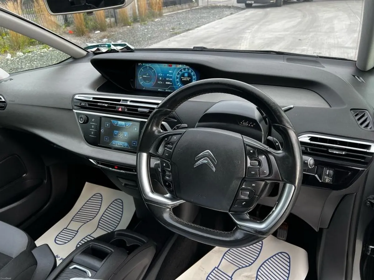 Automatic 2014 Citroen C4 7 seater NCT 04/27 Tax 02/27 - Image 6