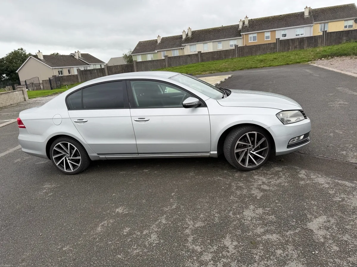 2011 Volkswagen Passat 1.6 TDI - Image 4