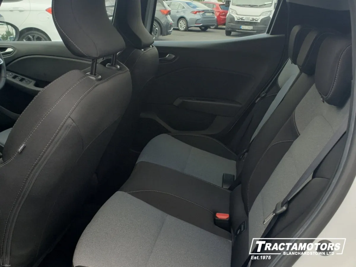 Renault Clio EVOLUTION TCE 90 E6E 5DR - Image 6