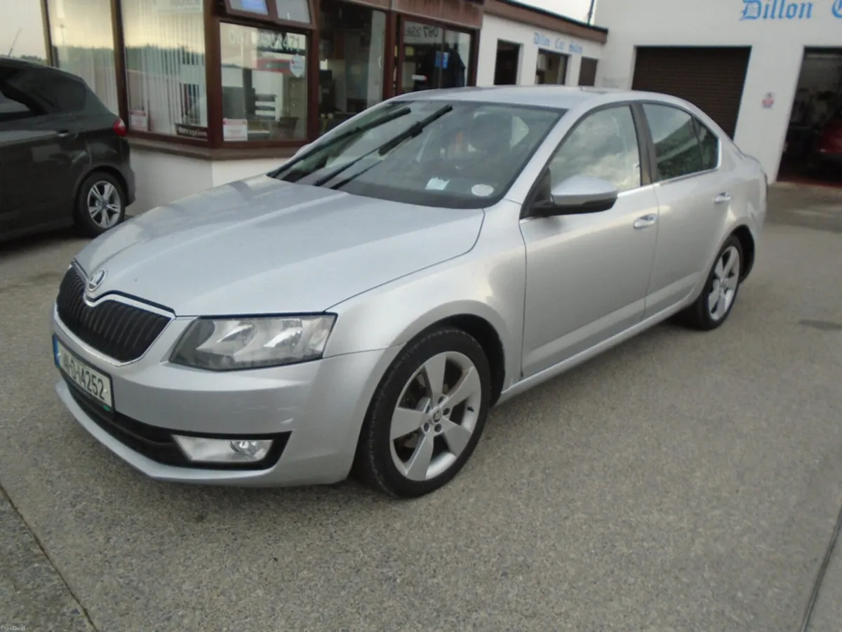 Skoda Octavia AMBITION 2.0 TDI 150HP DSG 4 4DR AUT - Image 4