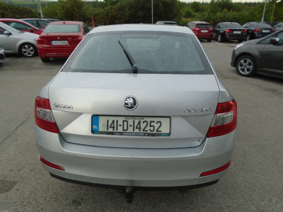 Skoda Octavia AMBITION 2.0 TDI 150HP DSG 4 4DR AUT - Image 2