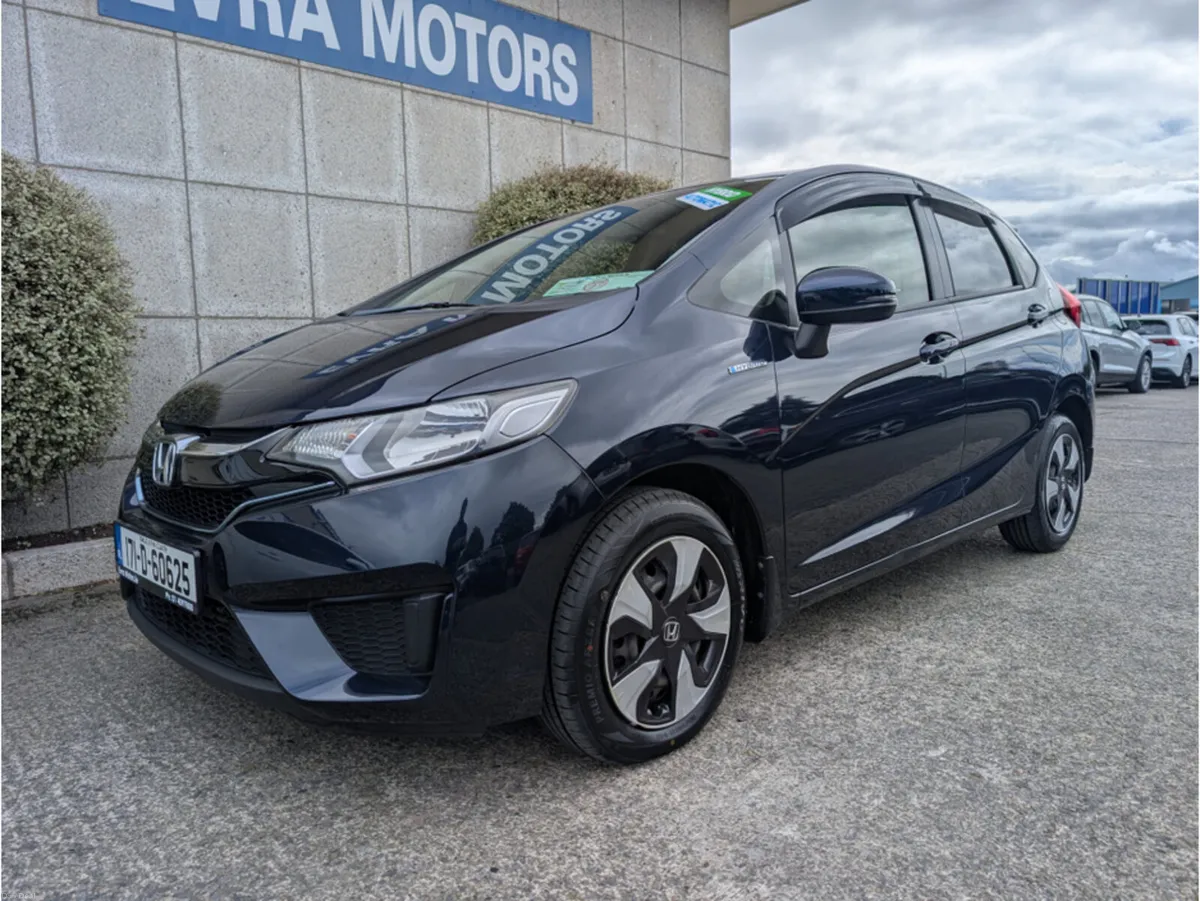 Honda Fit HYBRID AUTOMATIC 1.5 PETROL - Image 4