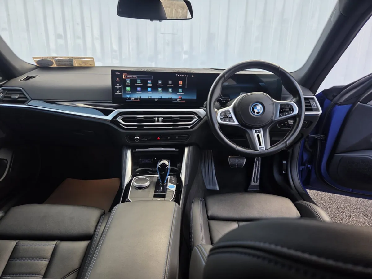 BMW i4 M50 5DR ELECTRONIC - Image 6