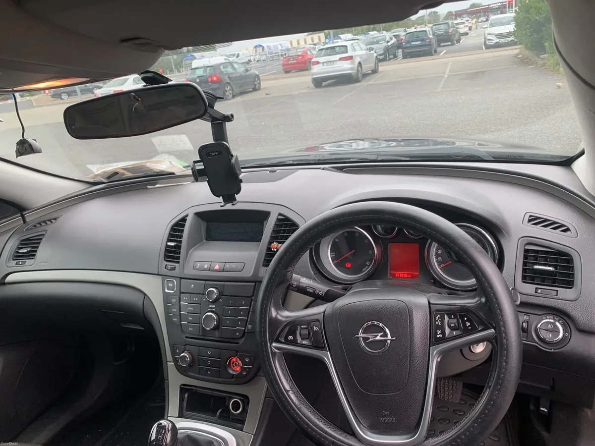 Selling Opel insignia - Image 5