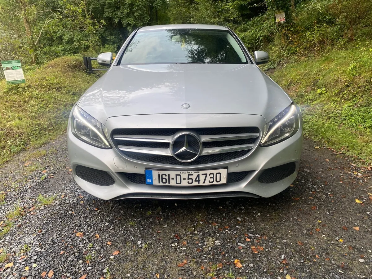 Mercedes-Benz C 350 e 2016 2.0 hybrid plug in - Image 6