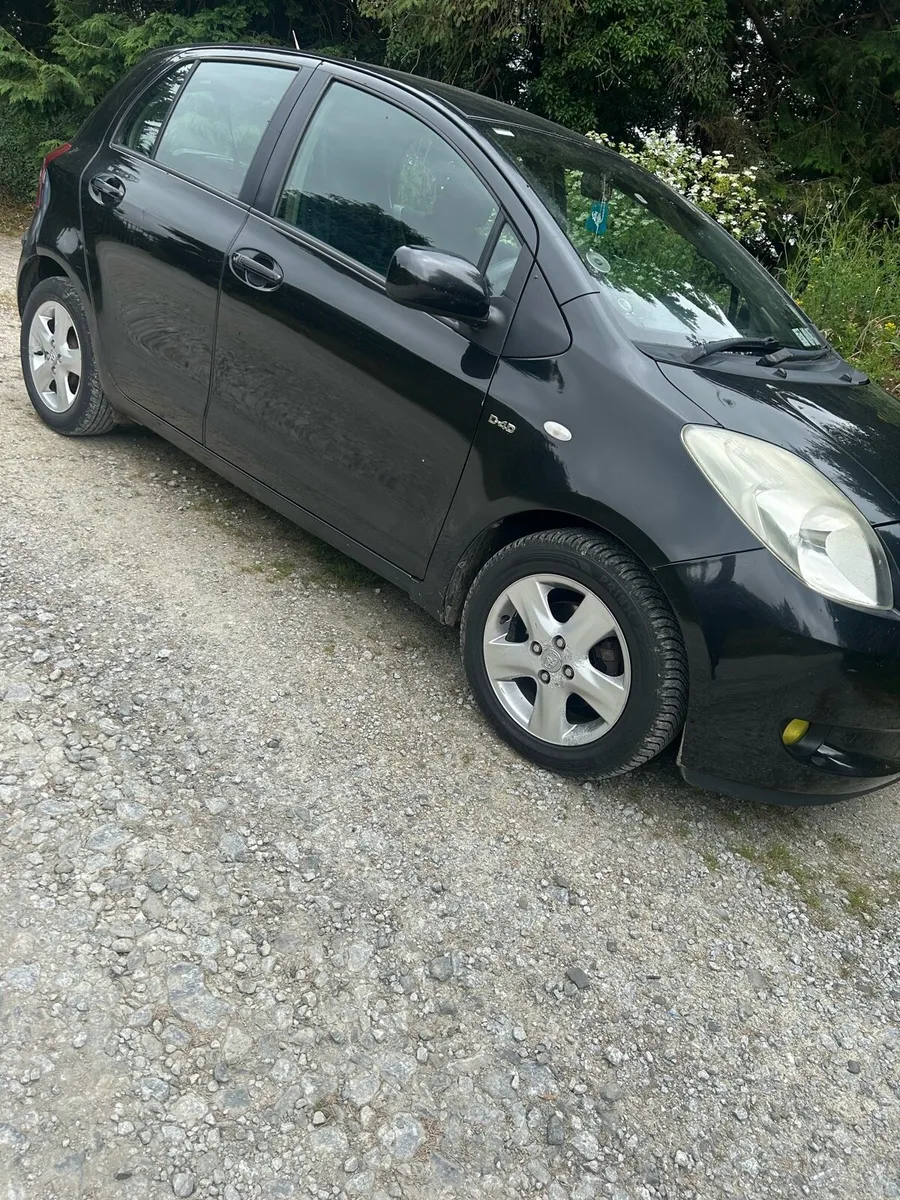 Toyota Yaris 07 Automatic - Image 3