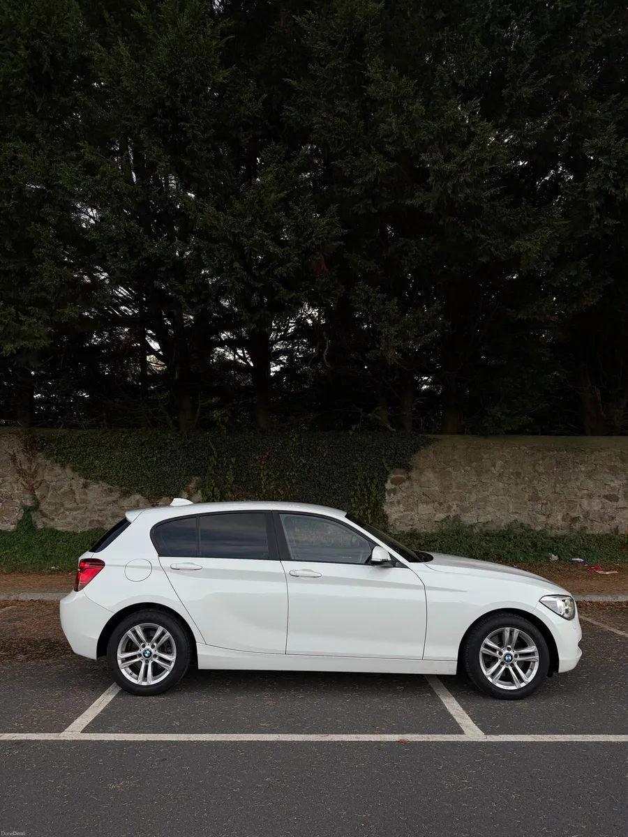 2013 BMW 1 Series 116i Automatic - Image 3