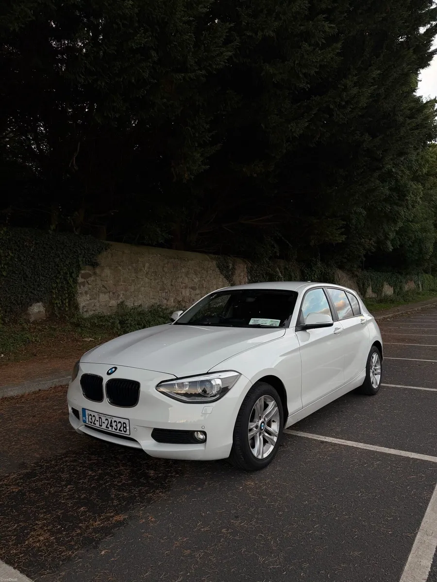 2013 BMW 1 Series 116i Automatic - Image 1