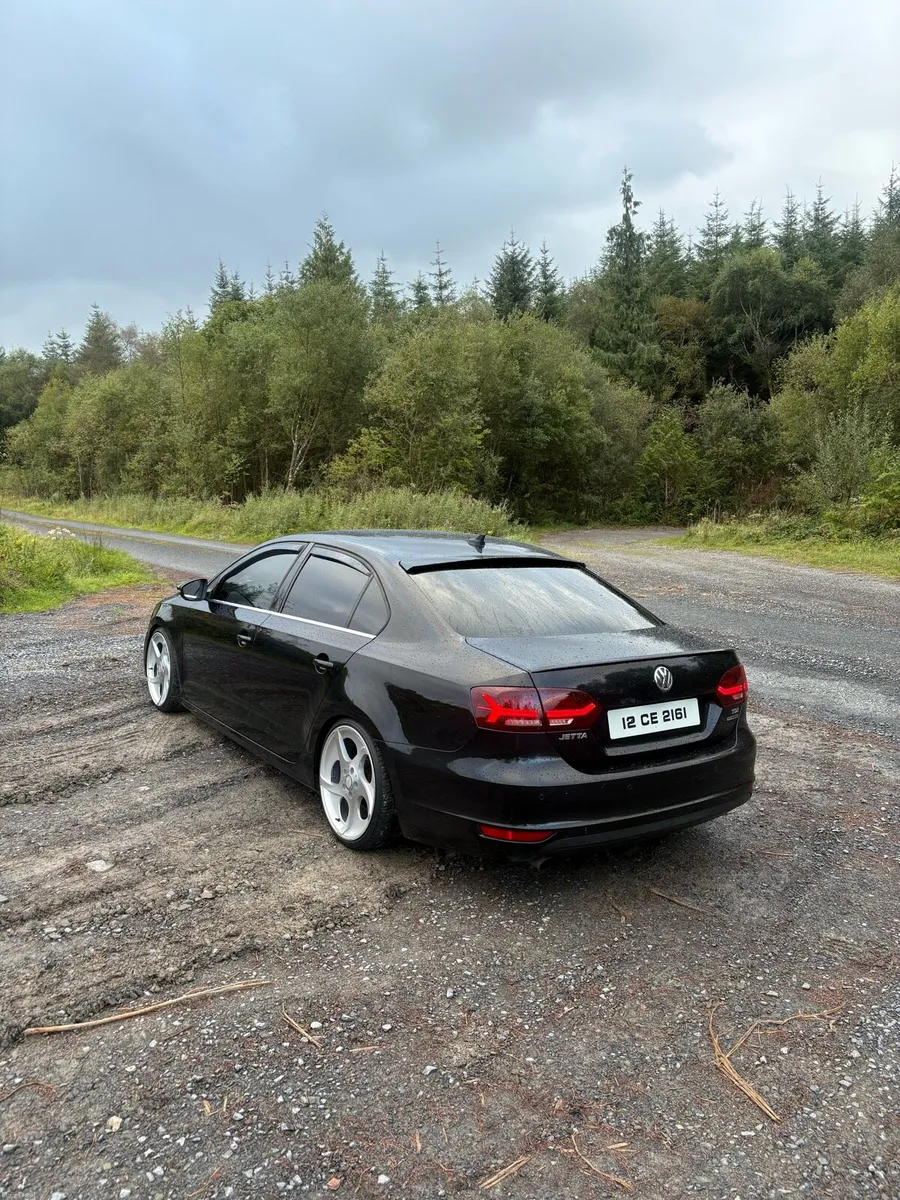 Volkswagen Jetta - Image 3