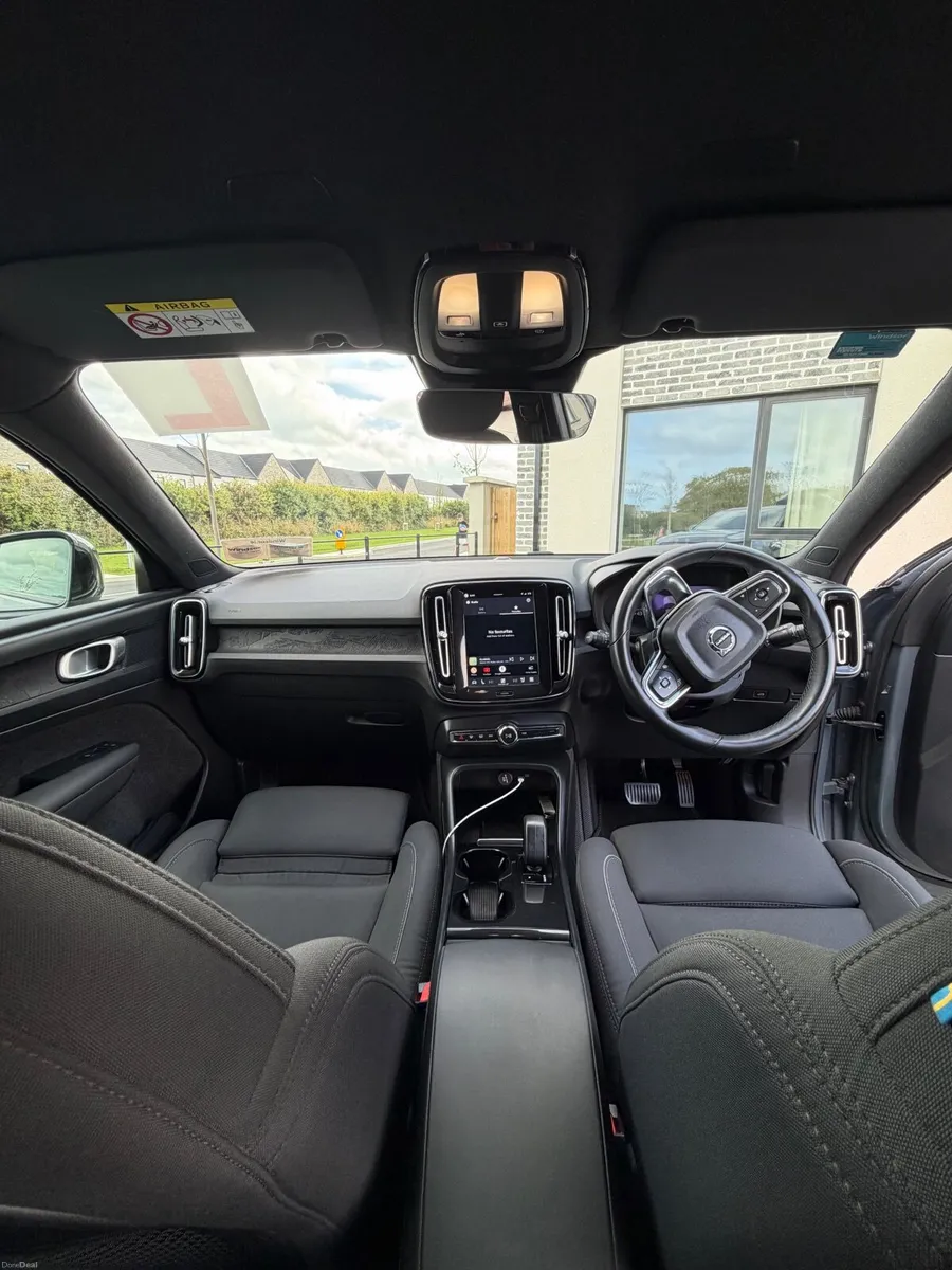 Volvo XC40 2022 - Image 5