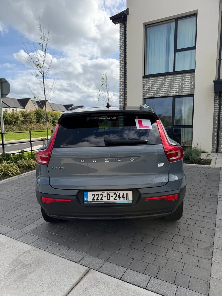 Volvo XC40 2022 - Image 3