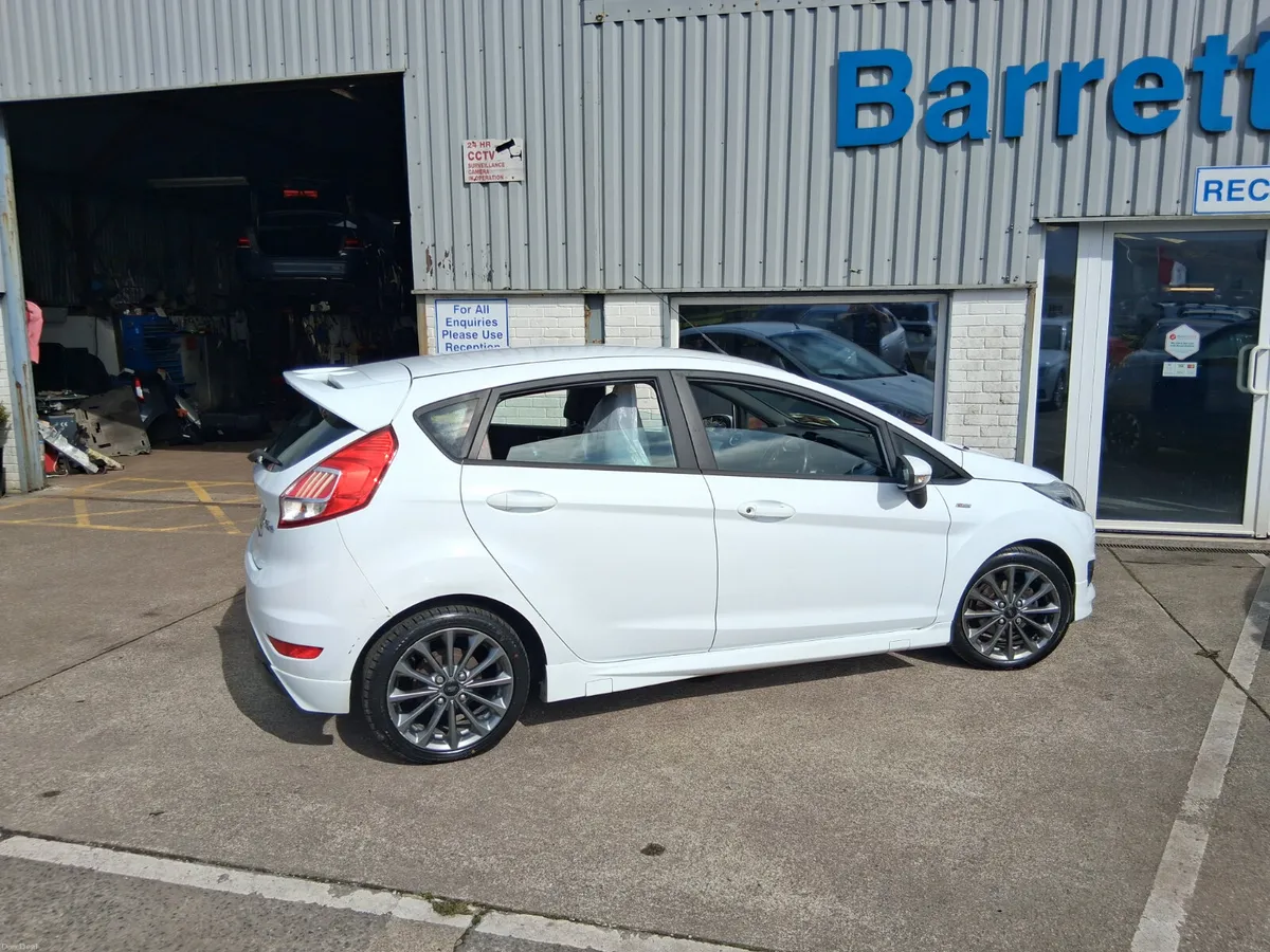 Ford Fiesta 2017 ST Line - Image 5