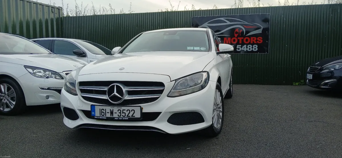 16 Mercedes-Benz C-Class Low Mileage 120.000 ml - Image 2