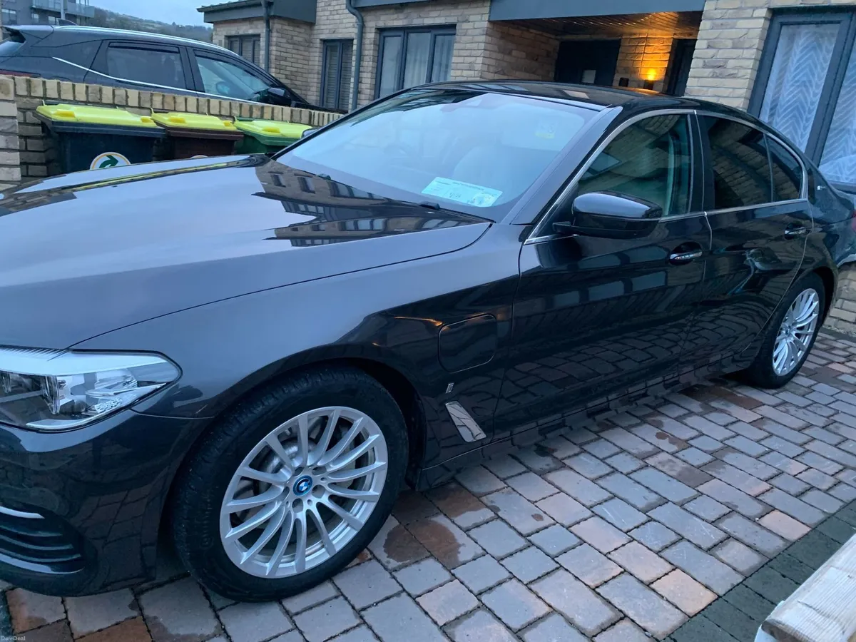 BMW 5-Series 2017 - Image 6