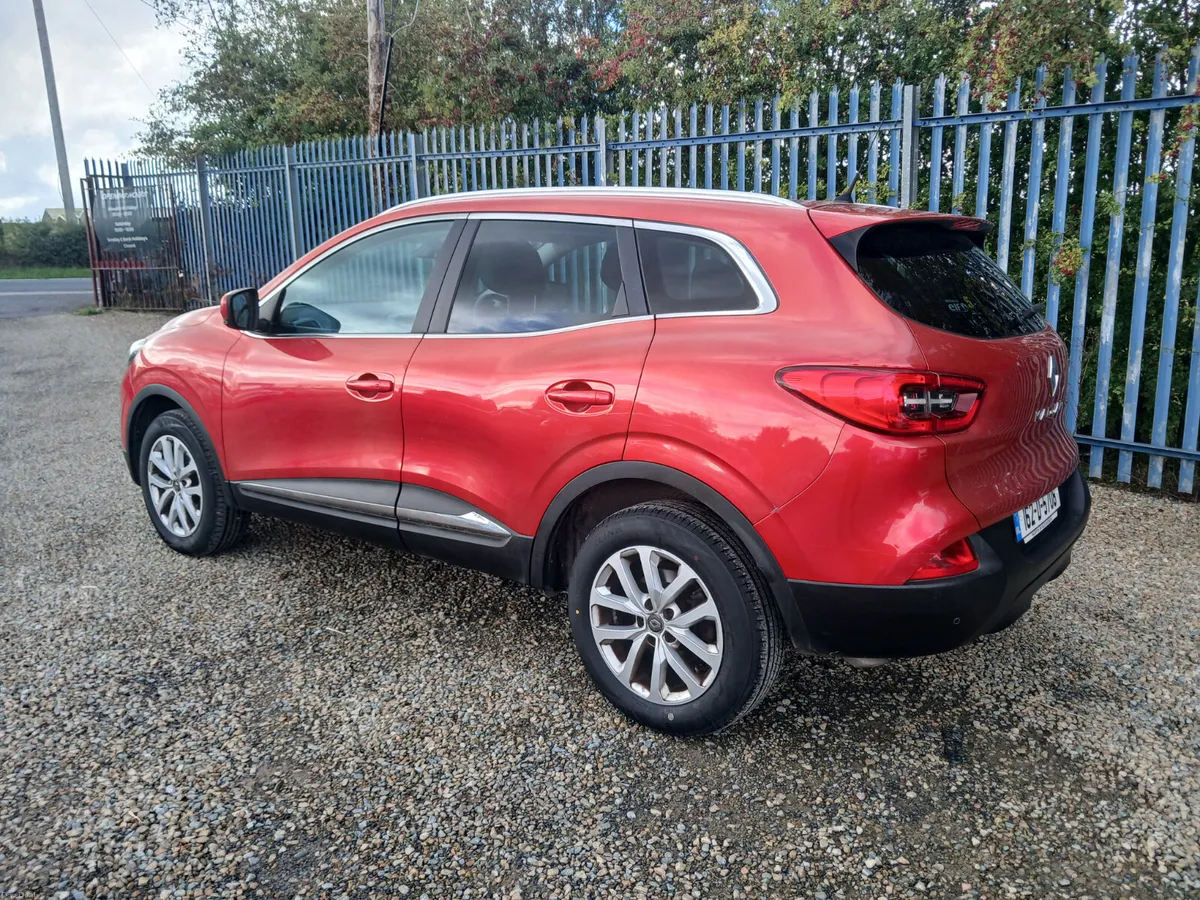 Renault Kadjar 2016 diesel mint condition - Image 4