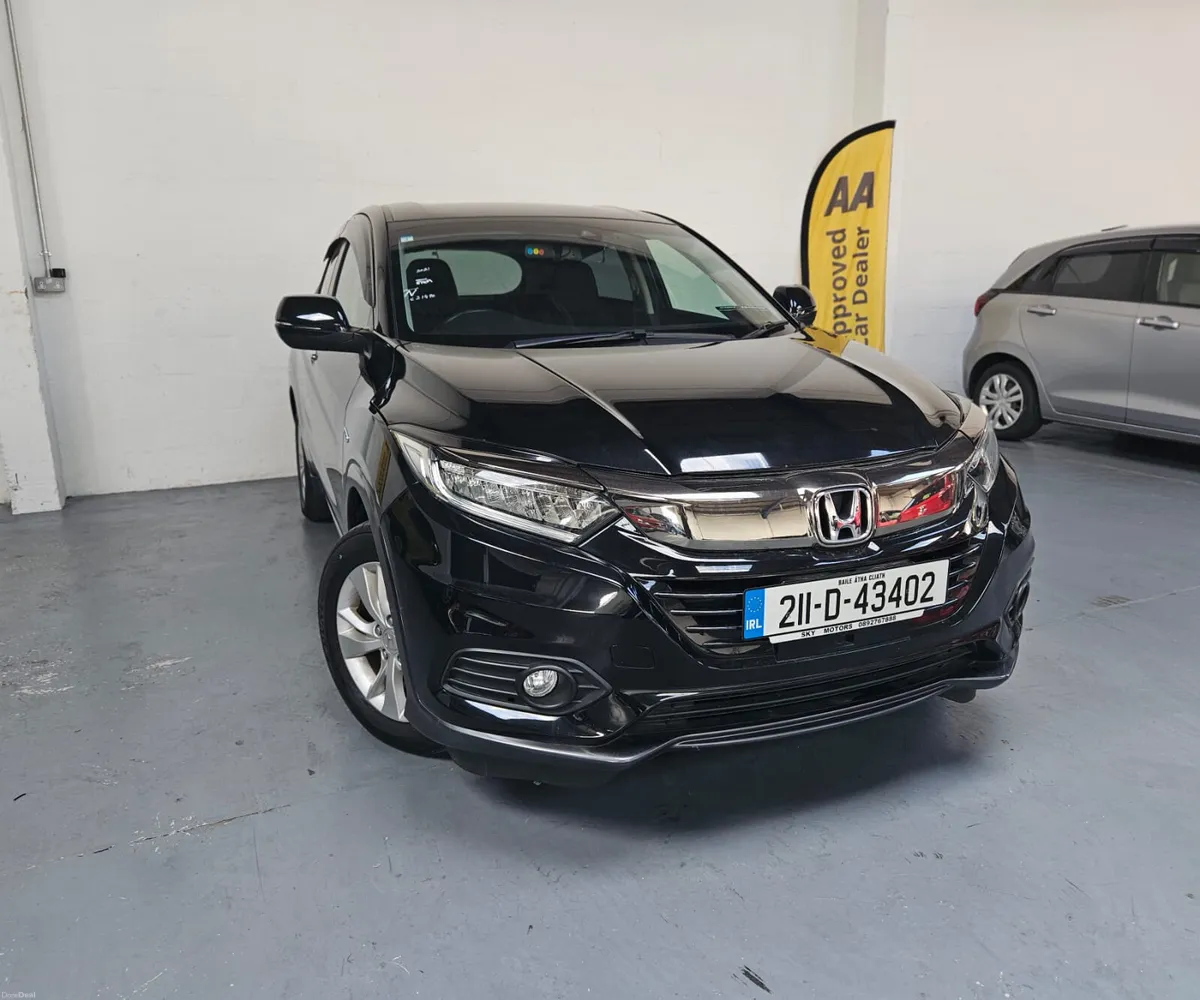 2021 Honda Vezel 1.5 Hybrid Auto,51K K.M,CarPlay - Image 2