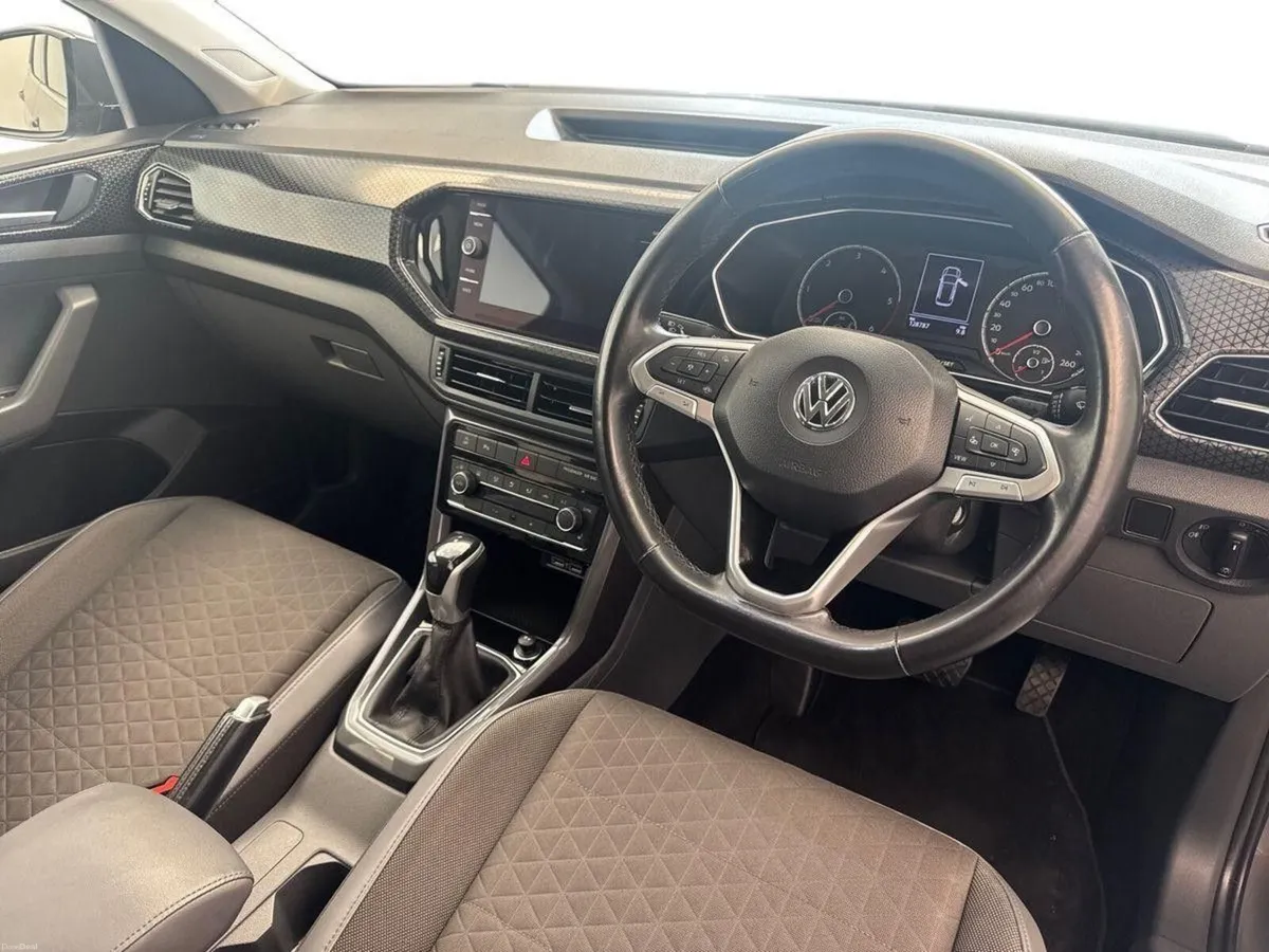 Volkswagen T-Cross 1.6TDI STYLE *AUTO* €65 PER WEE - Image 6
