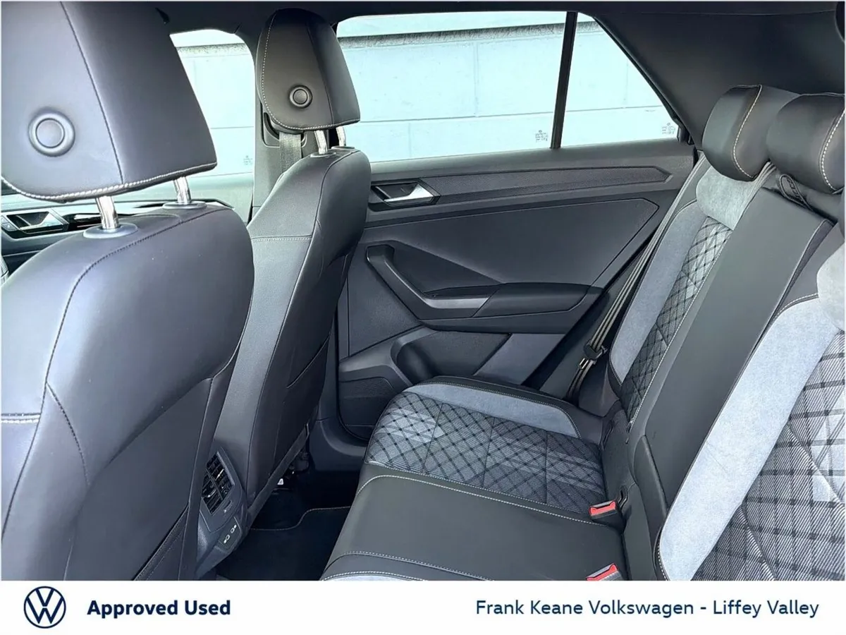 Volkswagen T-Roc R-LINE 75 1.0 TSI M6F 116HP *DEEP - Image 6