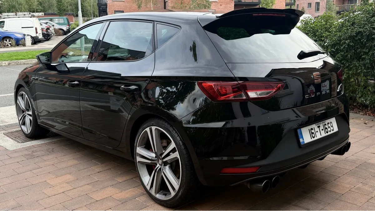 2016 SEAT Leon Cupra 2.0 TSI - Image 3