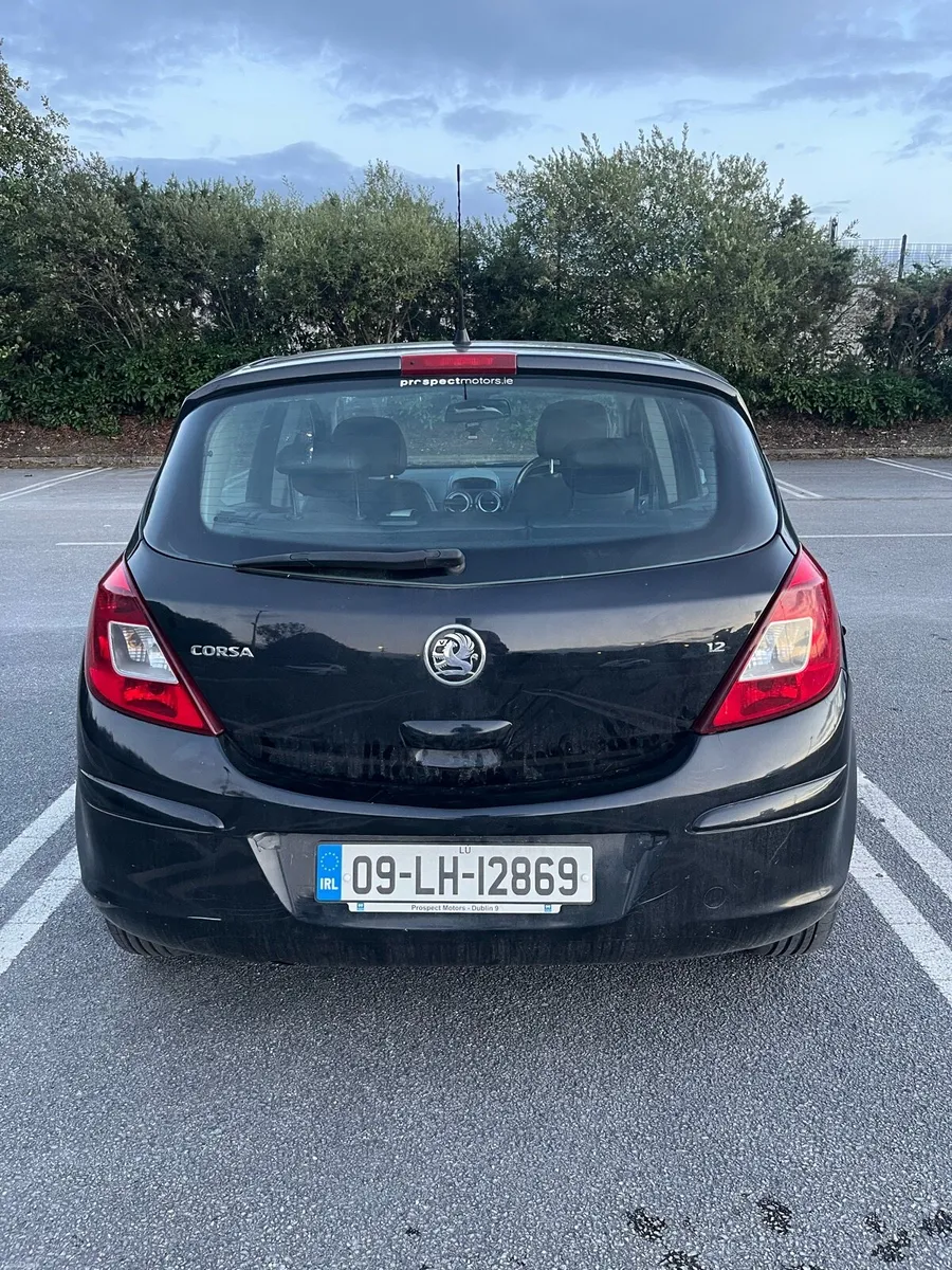Vauxhall Corsa 2009 - Image 3