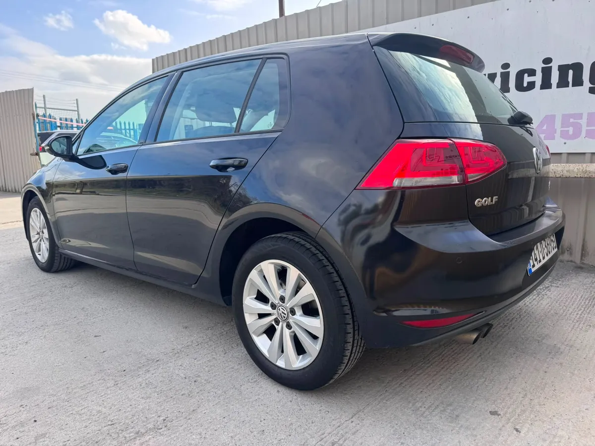 141 VW Golf 2.0TDI 150BHP BLUEMOTION - Image 6