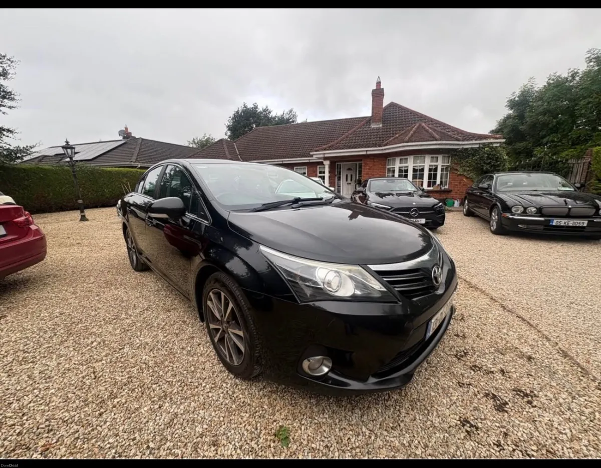 Toyota Avensis 2013 2.0 litre diesel - Image 2