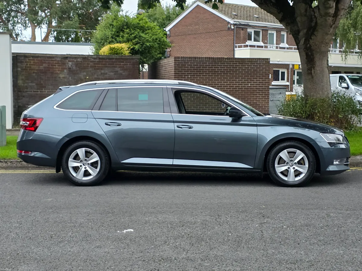 2018 Skoda Superb Estate Ambition Diesel Manual - Image 6