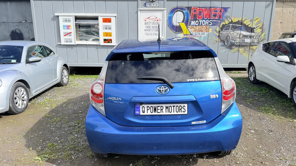 2012 Toyota Aqua 1.5 Automatic - Image 6