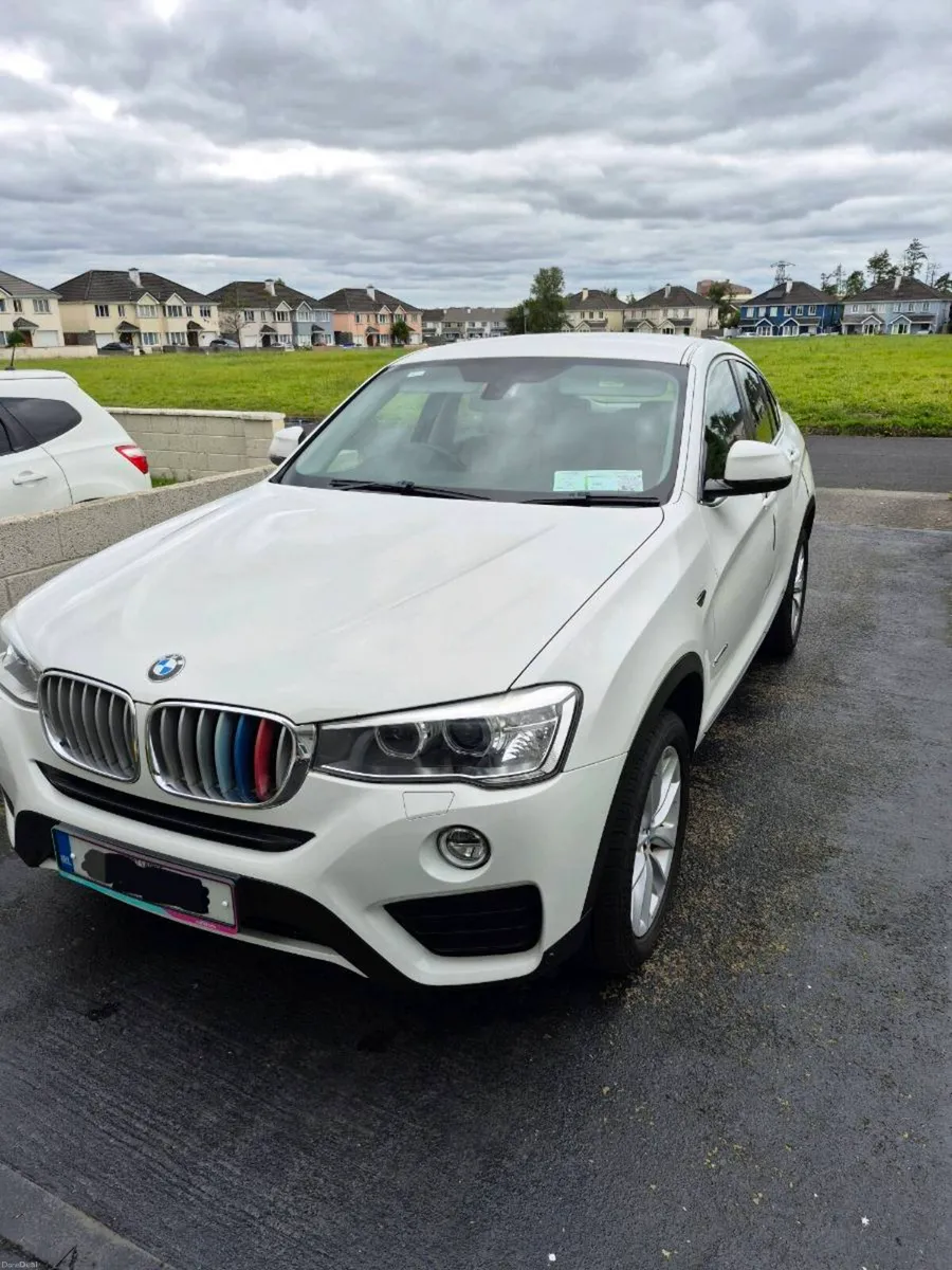 BMW X4 - Image 1