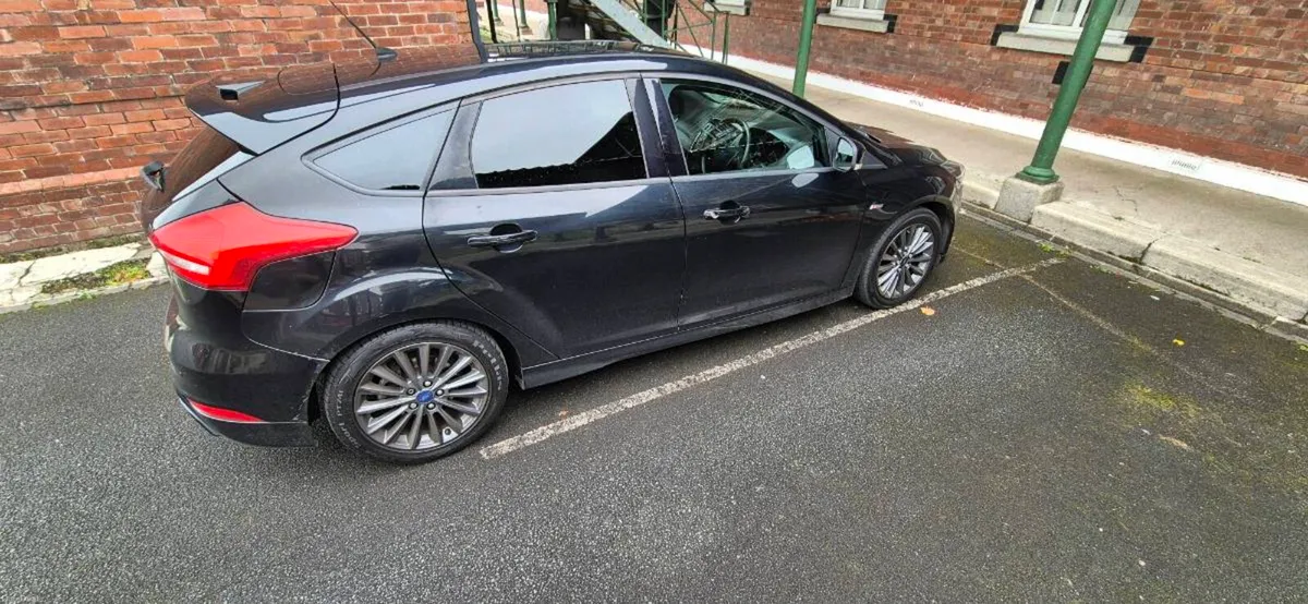 Ford Focus St Line - Image 5