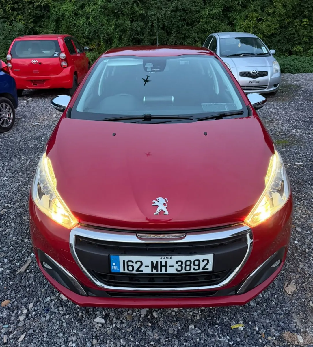 Peugeot 208  2016  1.2 PureTech - Image 3