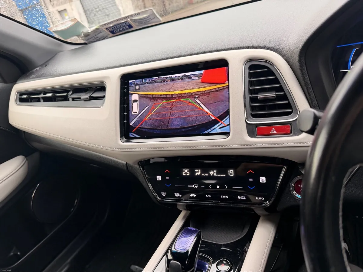 Honda Vezel 2016 Hybrid. TOP Spec. NCT 4/2028 - Image 5