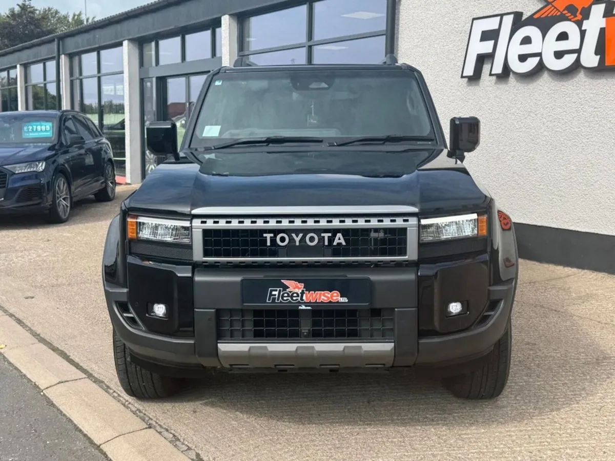 Toyota Land Cruiser 2.8 - Image 2