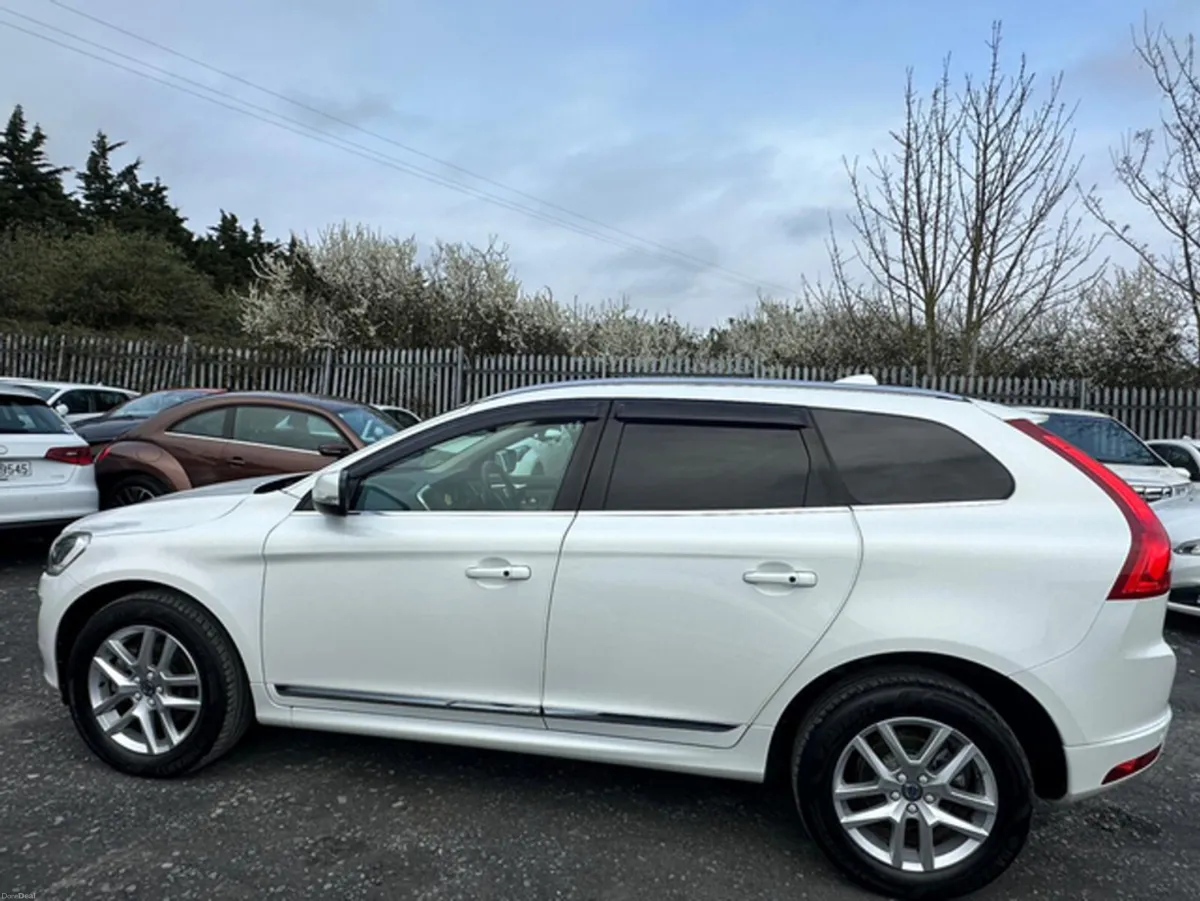 Volvo XC60 2.0L Diesel Automatic Fresh Import (618 - Image 6