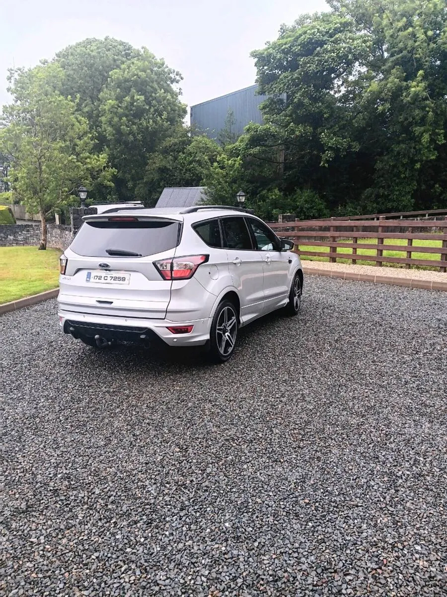 Ford Kuga ST-LINE - Image 6