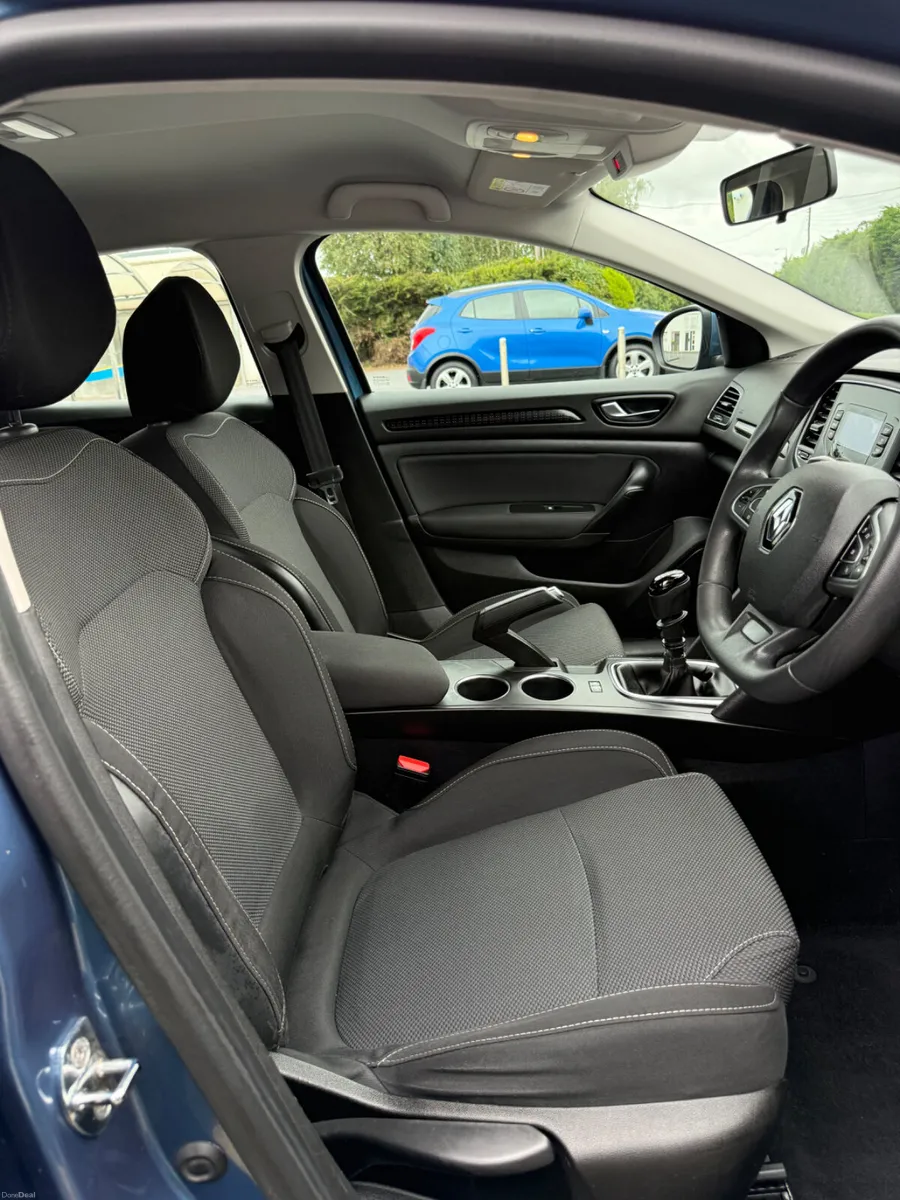 182 Renault Megane 1.5 Diesel. Low Mileage - Image 4