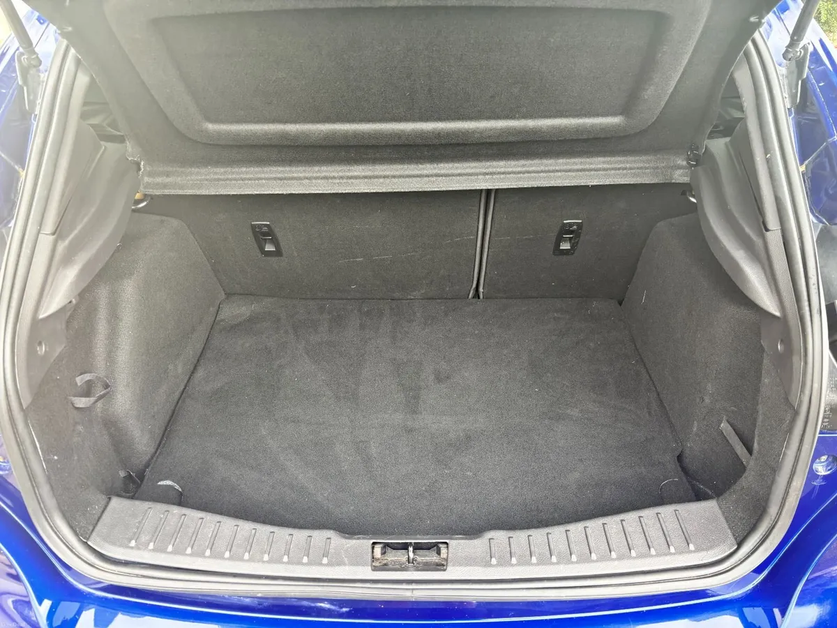 Ford Focus ST-Line 2.0TD 150PS - Image 5