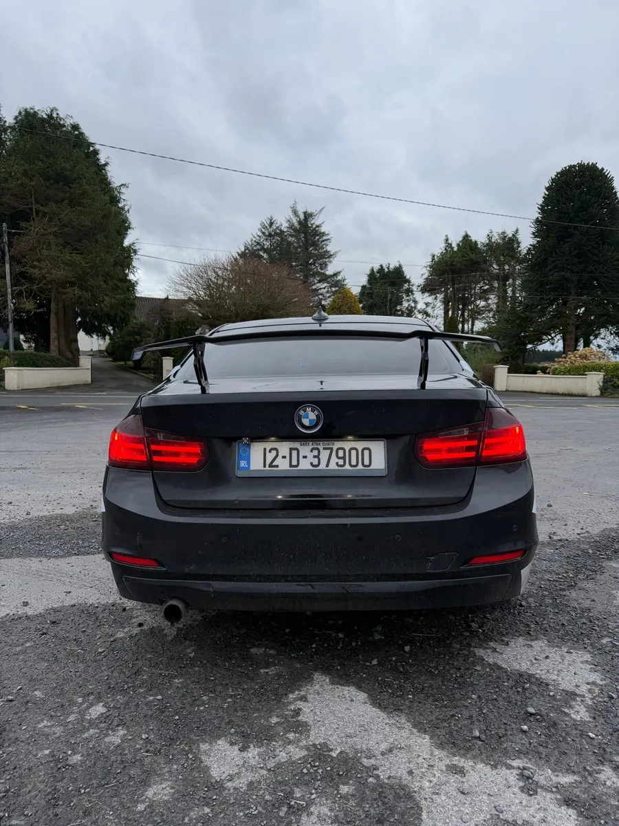 BMW 316D SE 2012 NCT + TAX - Image 4