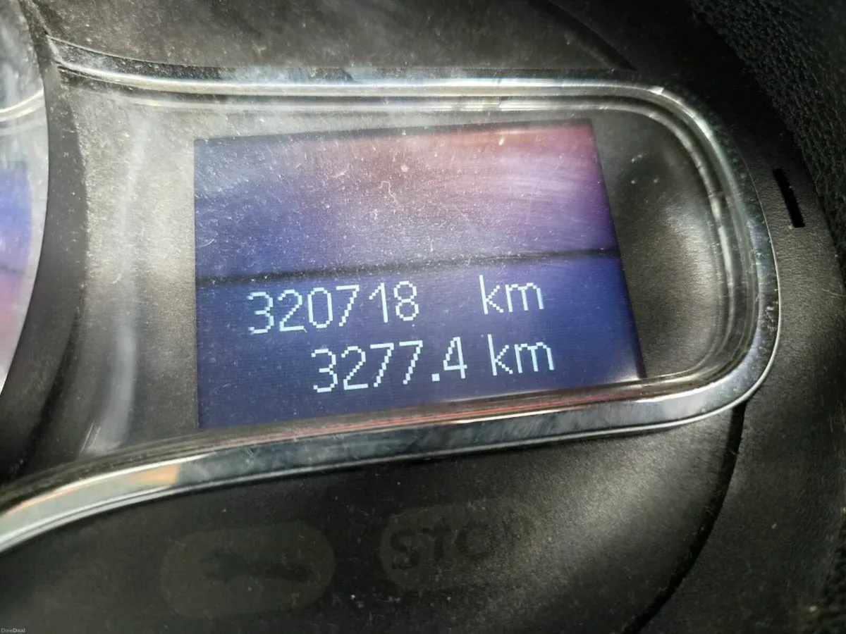 Renault-Megane-1.5_DCI - Image 3