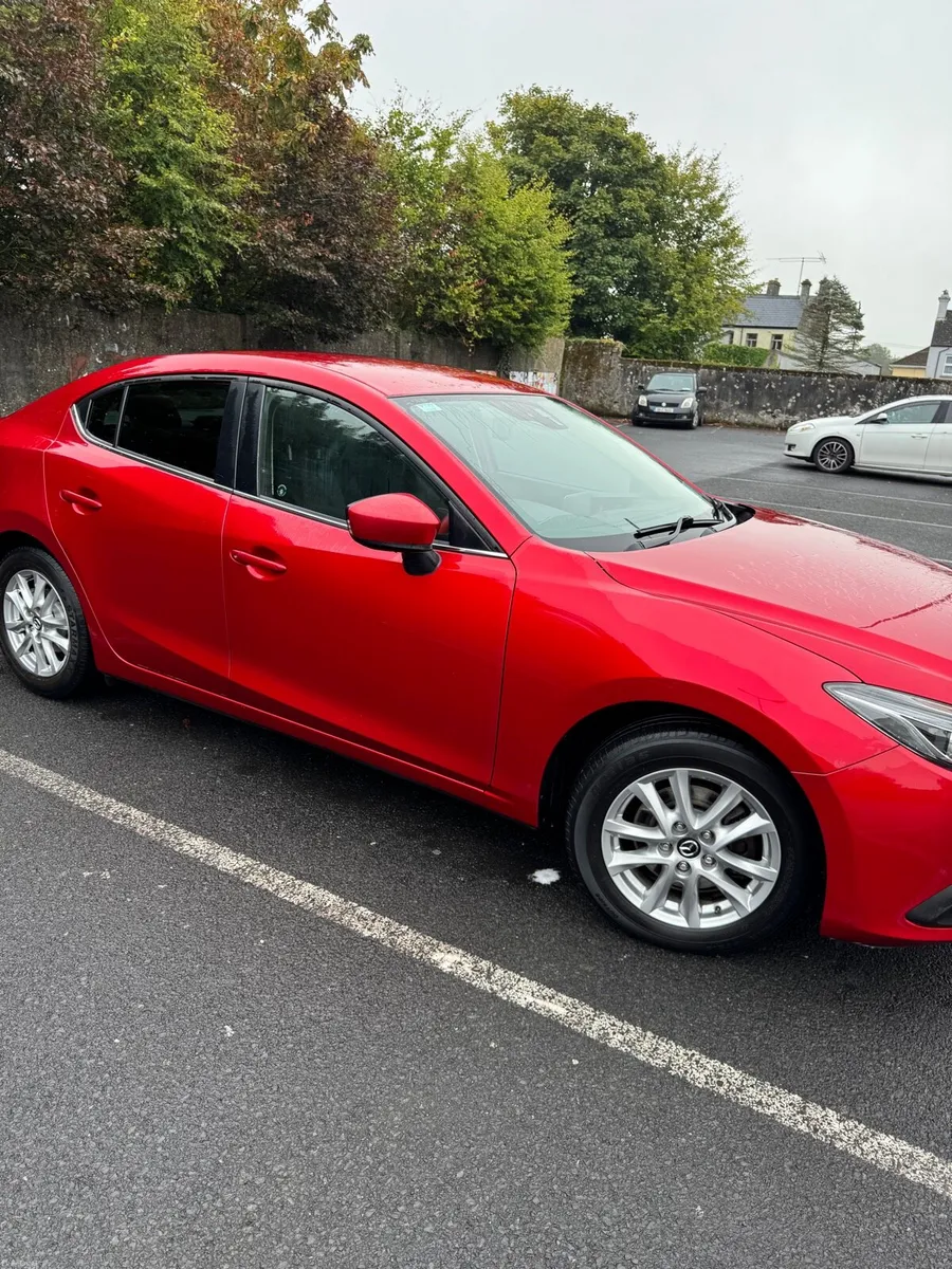 Mazda 3 - Image 2