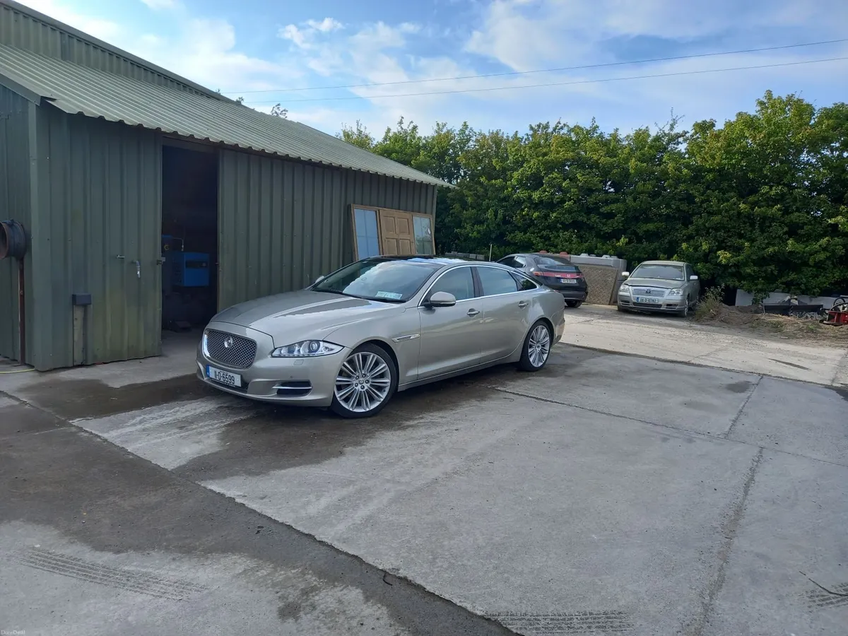 Jaguar XJ 2011 - Image 5