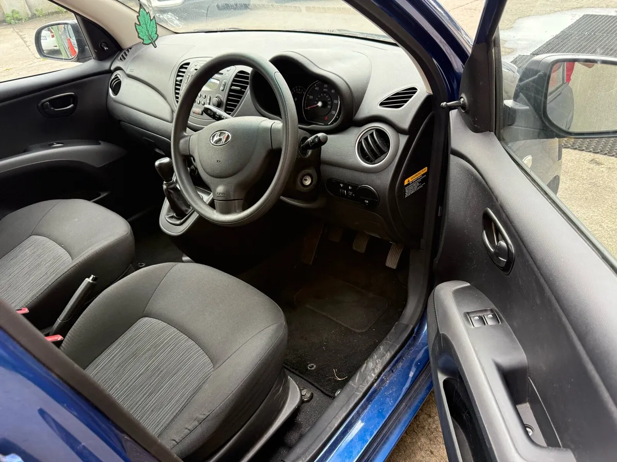 Hyundai i10 for sale - Image 2