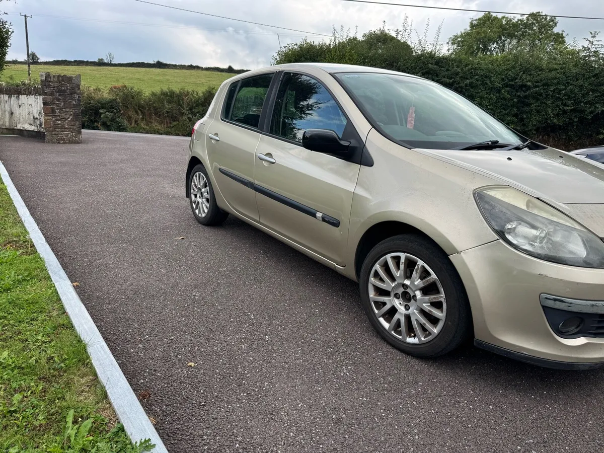 Car - Image 2