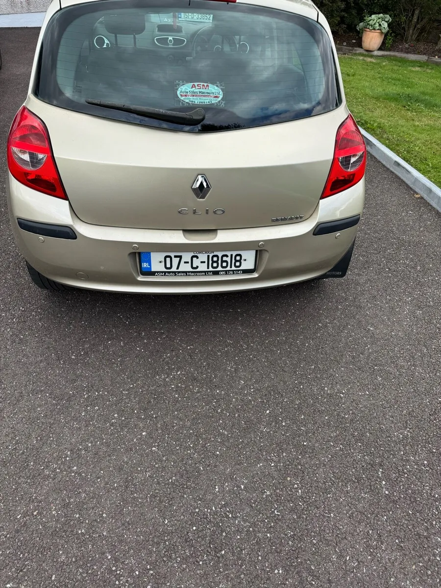 Car - Image 3