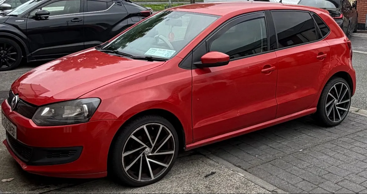 Volkswagen Polo 2010 - Image 1