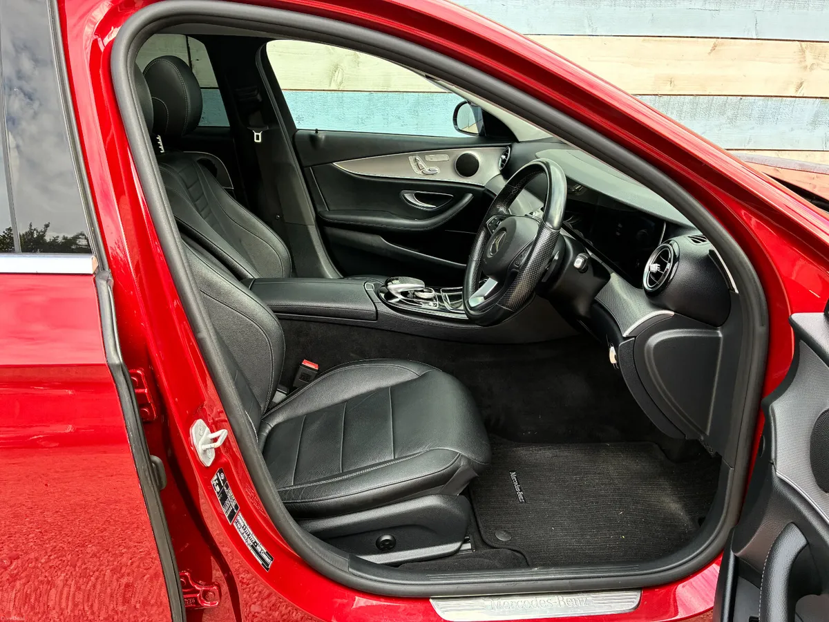 Mercedes Benz E220 CDi SE Premium *Sunroof* - Image 4