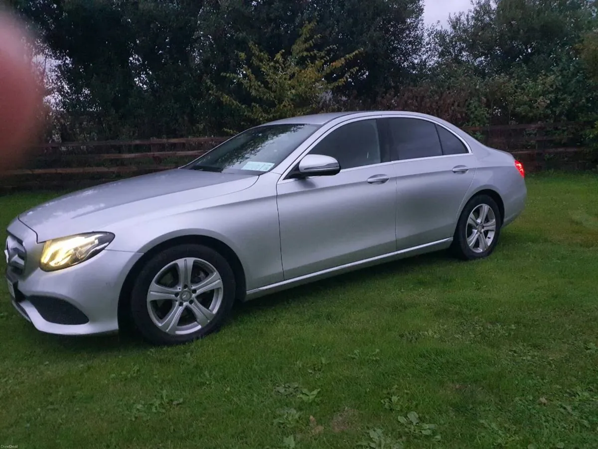 MERCEDES E-CLASS 220 CDI  NEW SHAPE 2016 - Image 1